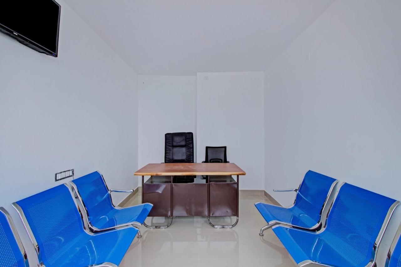 منغالور Oyo Flagship 81436 Palace Lodge المظهر الخارجي الصورة